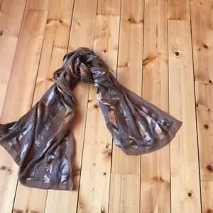 Escada.. wrap..shawl..scarf🌺